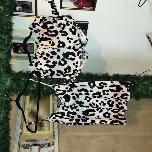 Multicolored leopard short set - Picture 1 of 2